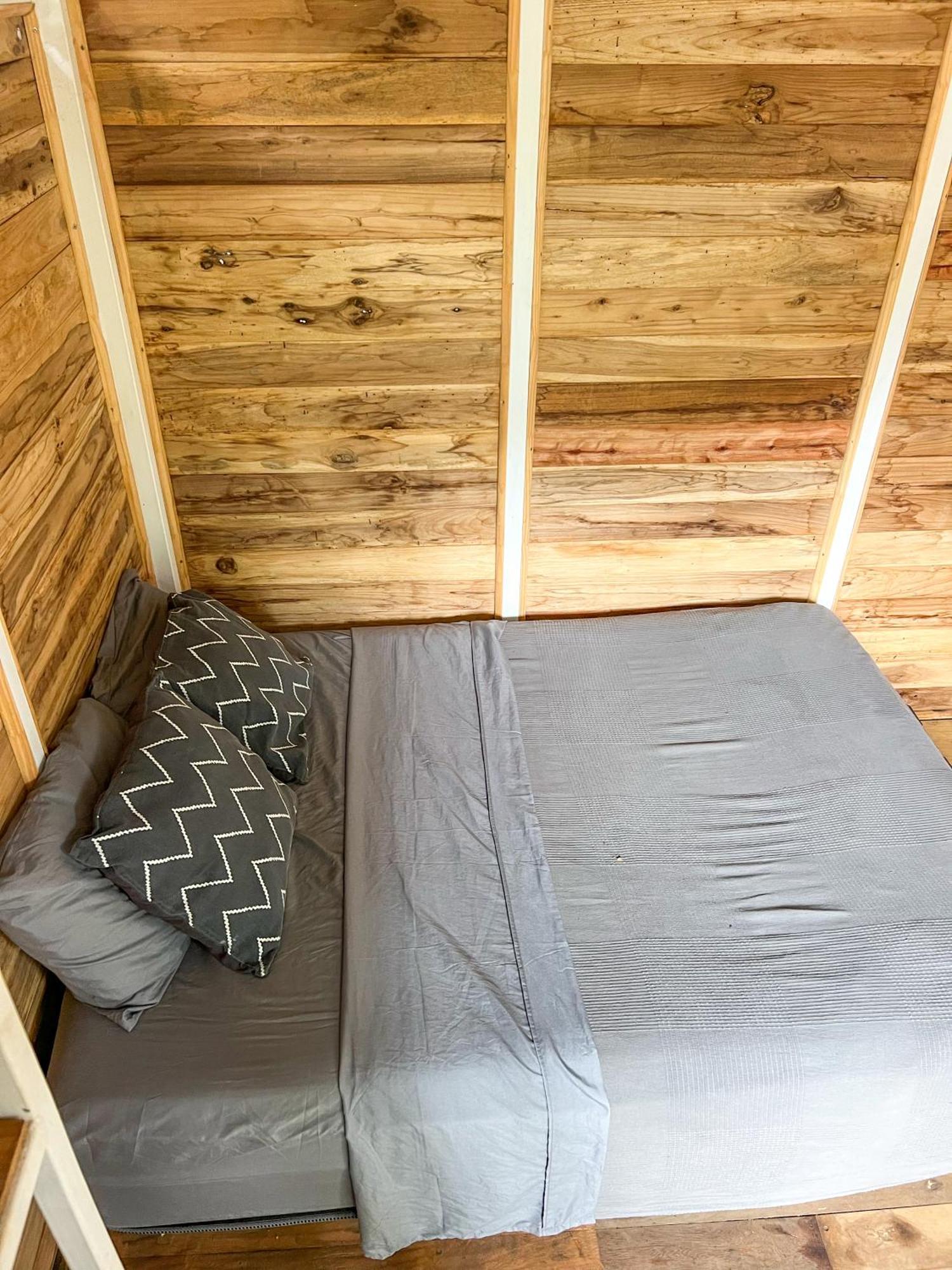 Nomadic Surf Camp Hostel Uvita Buitenkant foto